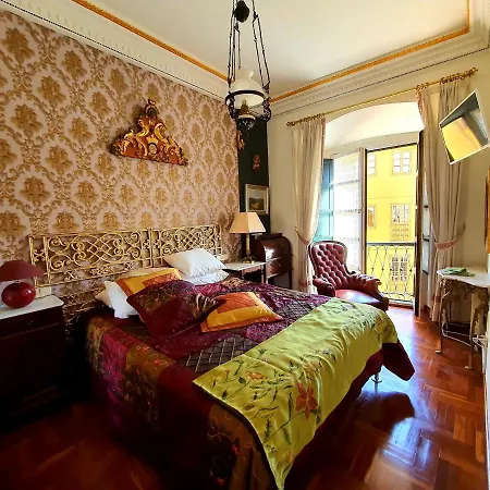 Zentralclub Apartamento Paraguas 公寓 *