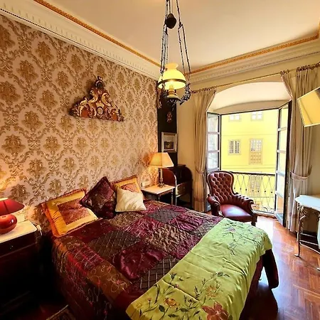 Zentralclub Apartamento Paraguas * Oviedo