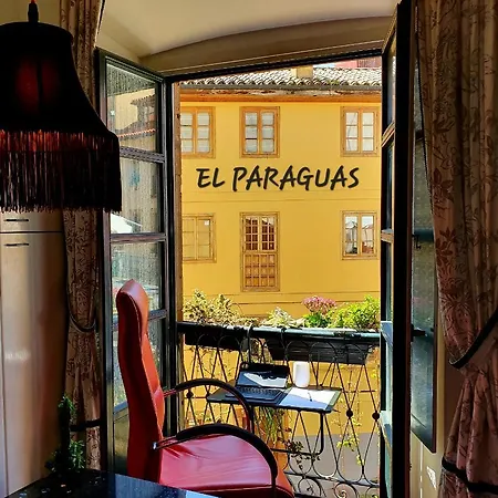 Zentralclub Apartamento Paraguas Apartmán *