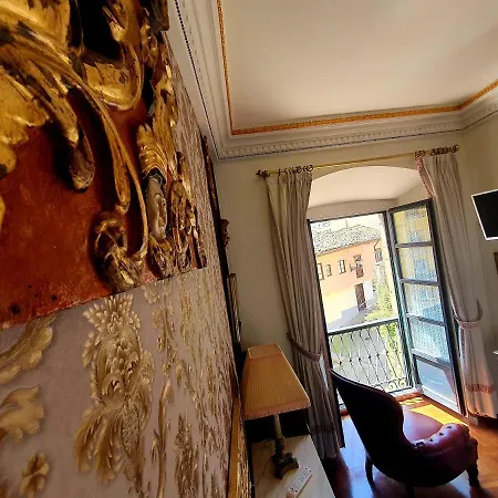 Zentralclub Apartamento Paraguas * Oviedo